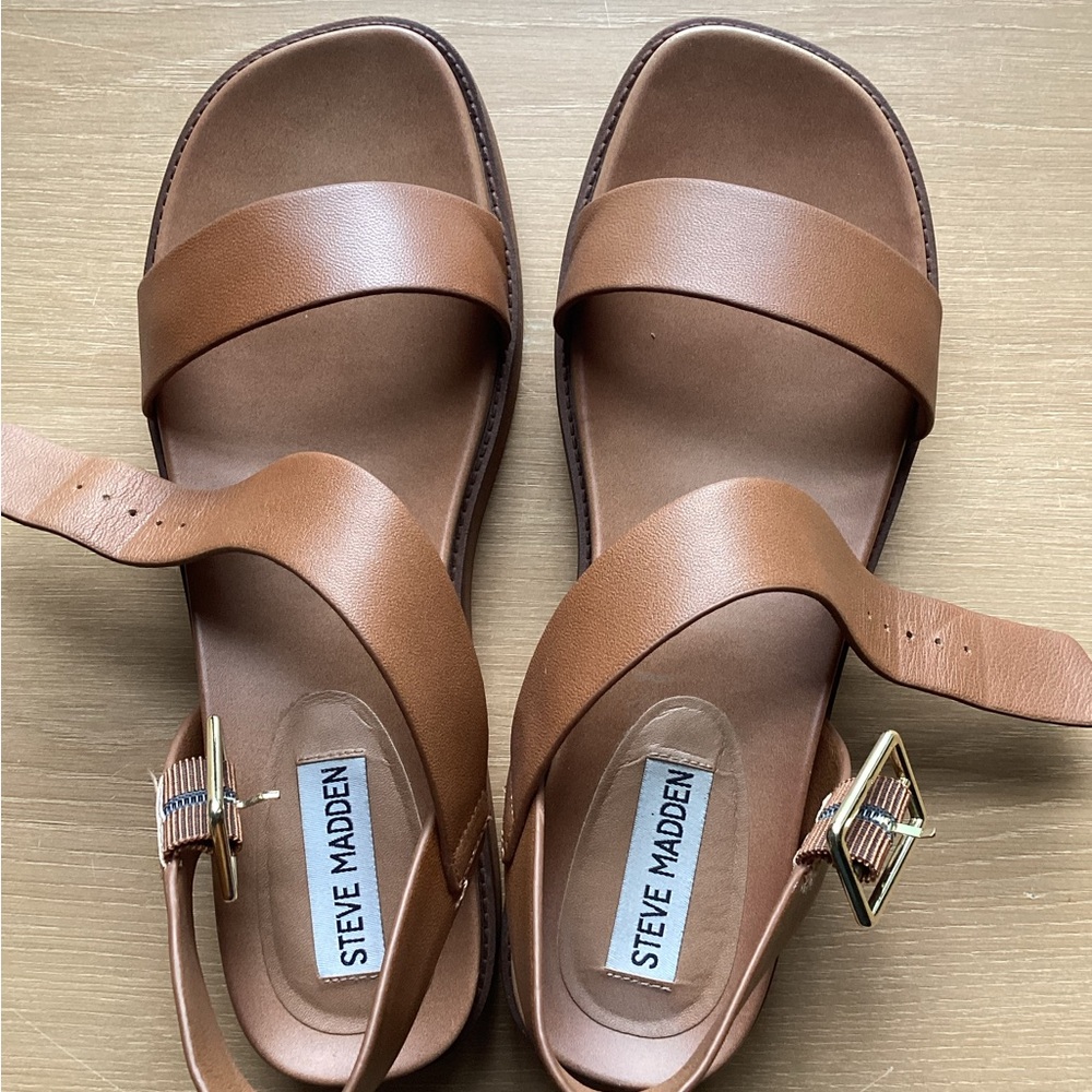 Steve Madden Rileey Tan Sandals